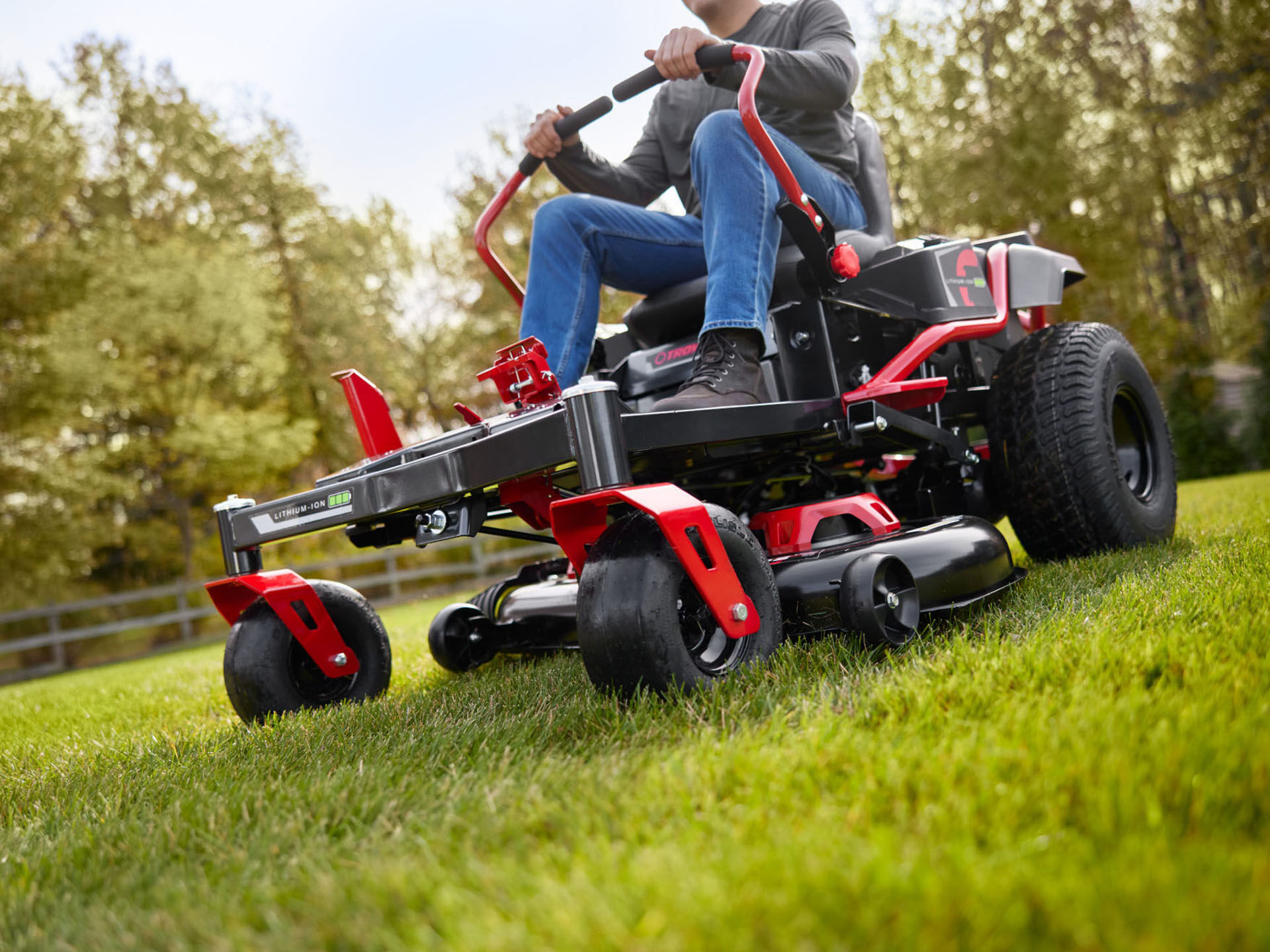 2024 TROY-Bilt Mustang Z42E XP 42 in. Lithium Ion 56V in Millerstown, Pennsylvania - Photo 17